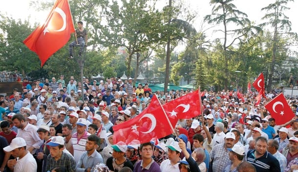 Trkiye demokrasi nbetinde
