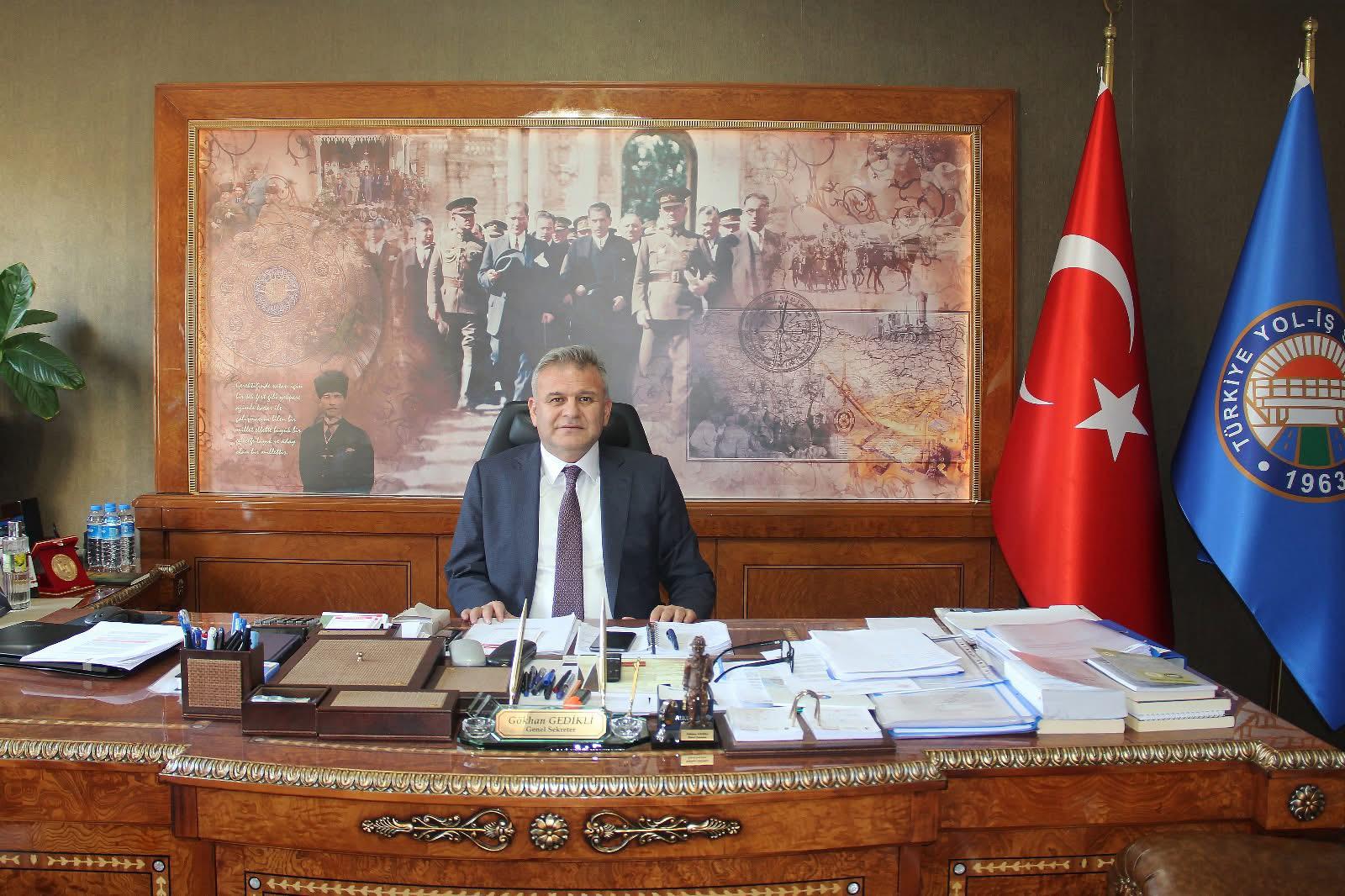 G�khan GED�KL�: ��ocuklar�m�z ayd�nl�k yar�nlar�m�z�n g�vencesidir�