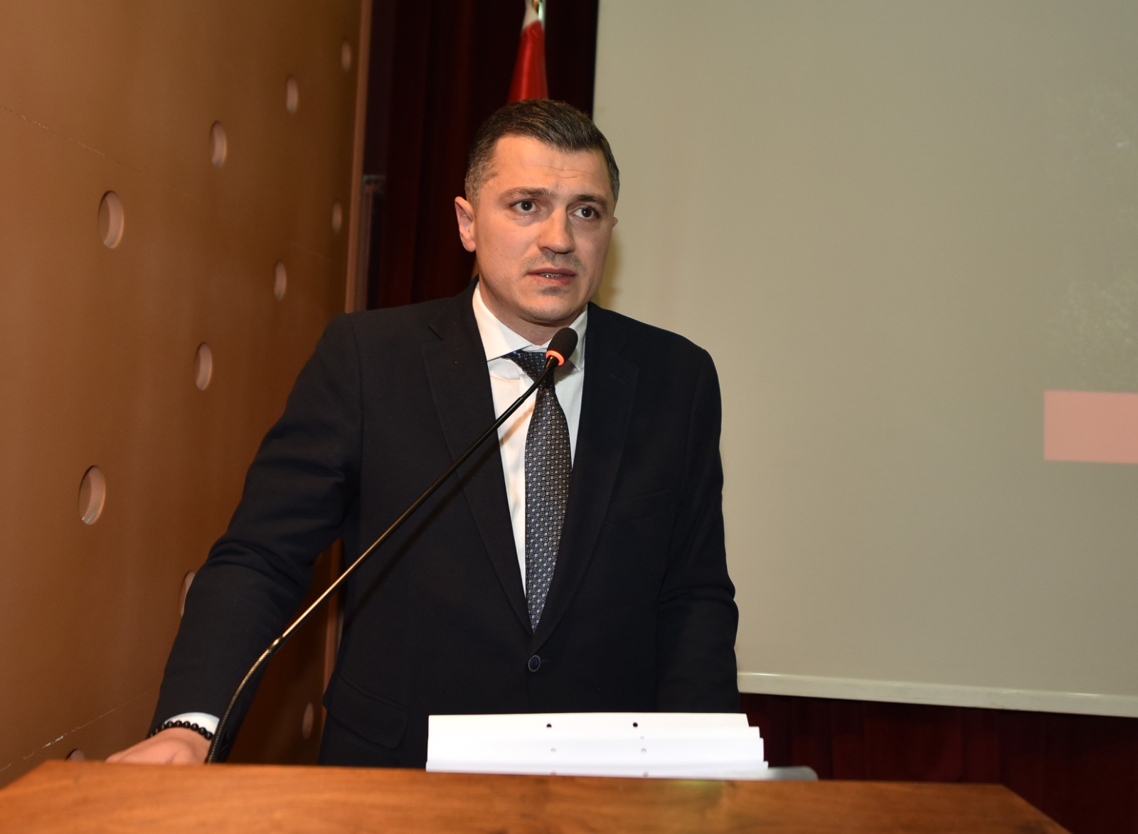 TTSO Meclis �yesi �uvalc�, turizm sekt�r�n�n beklenti ve ��z�m �nerilerini dile getirdi