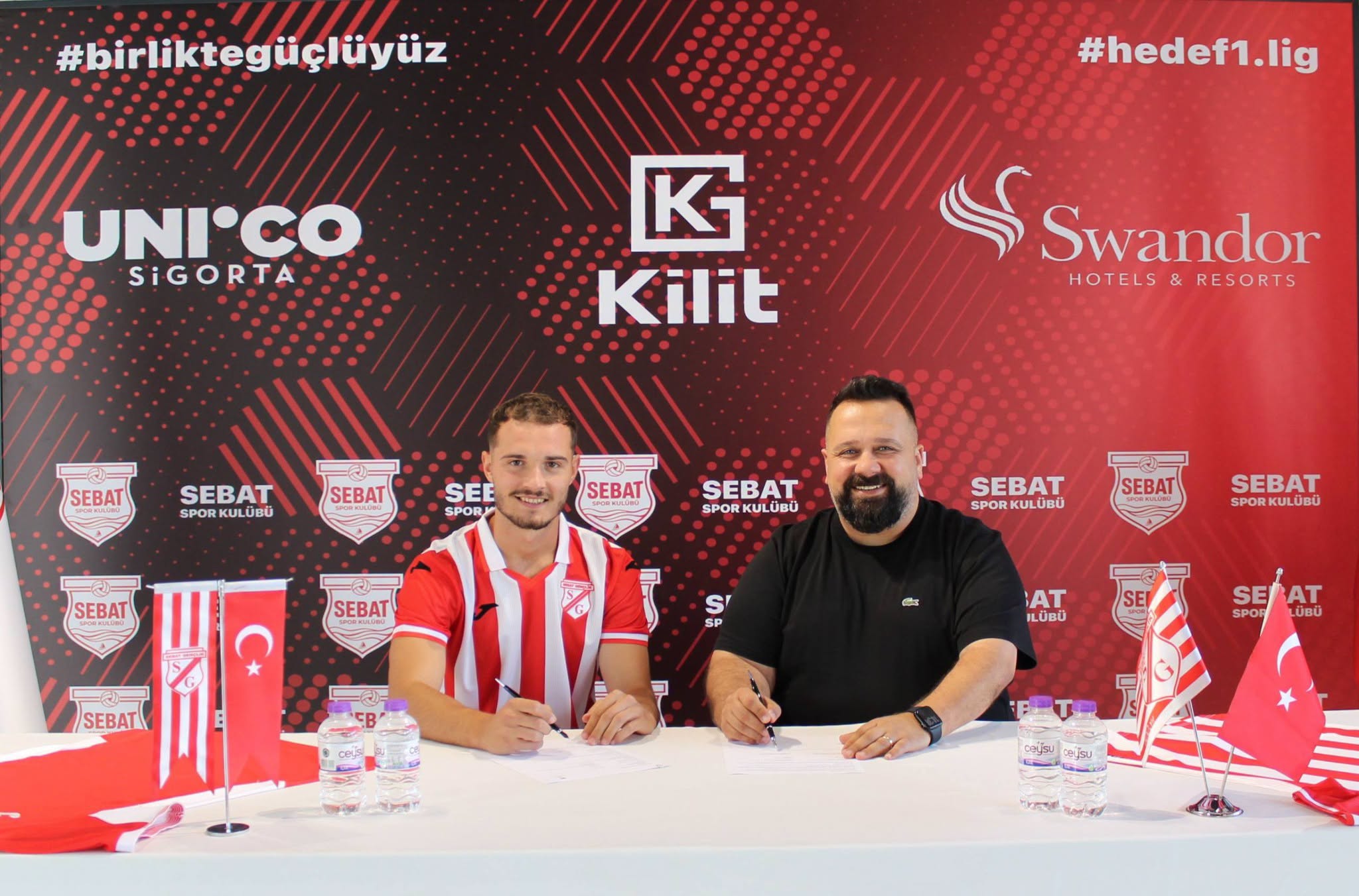 Sebat Talha �zcan ile yeniden anla�t�.