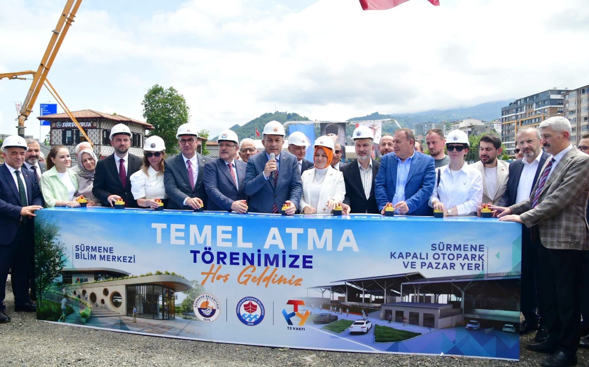 S�RMENE'DE KAPALI OTOPARK VE PAZAR YER�N�N TEMEL� ATILDI