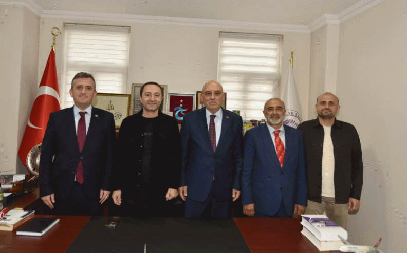 Bakan Kara ilelerdeki esnafn sorunlarn dinliyor
