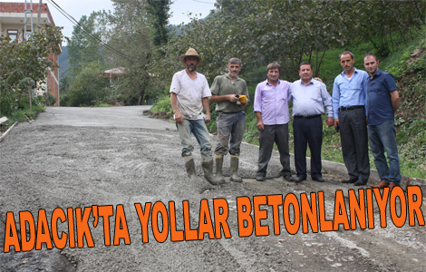 Adackta Yollar Betonlanyor.

