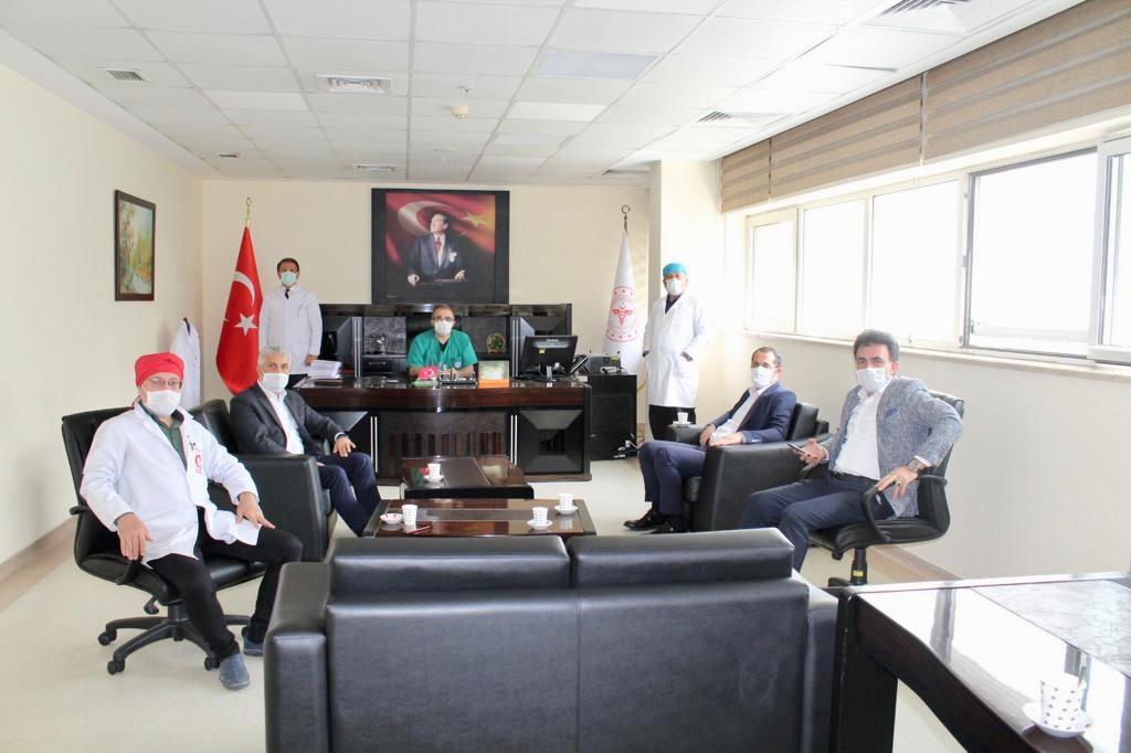 Adnan Gnnar, Akaabat Kaymakamln ve Akaabat Devlet Hastanesini ziyaret etti.