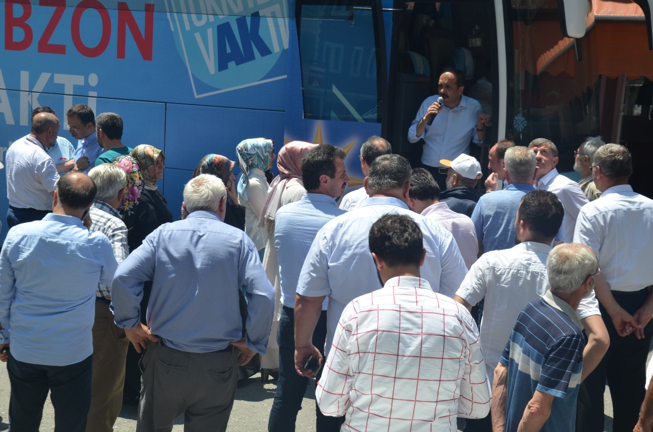 AK Parti Trabzon Milletvekilleri ve Adayları Trabzon'un Doğu İlçelerini Turladı!
