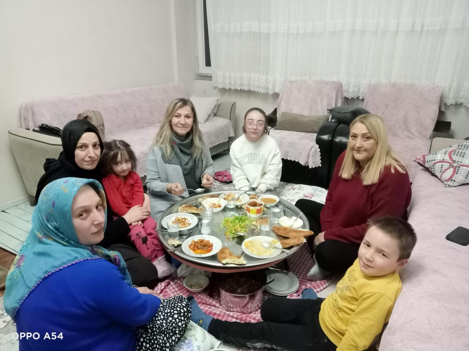 AK Parti Trabzon’dan “Gönül Sofrası” ziyaretleri