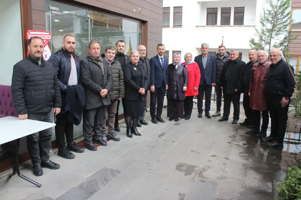 AK PARTİ’DEN KENT KONSEYİ’NE ZİYARET