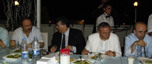 Ak Partili Bakanlar Krfez Metin'de 