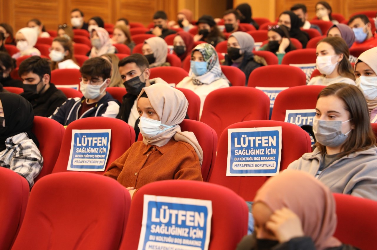“Akademide Küyerelleşme ve Değişen Beklentiler”

