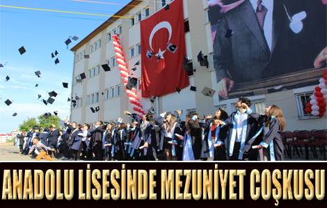 AKÇAABAT ANADOLU LİSESİ MEZUN VERDİ