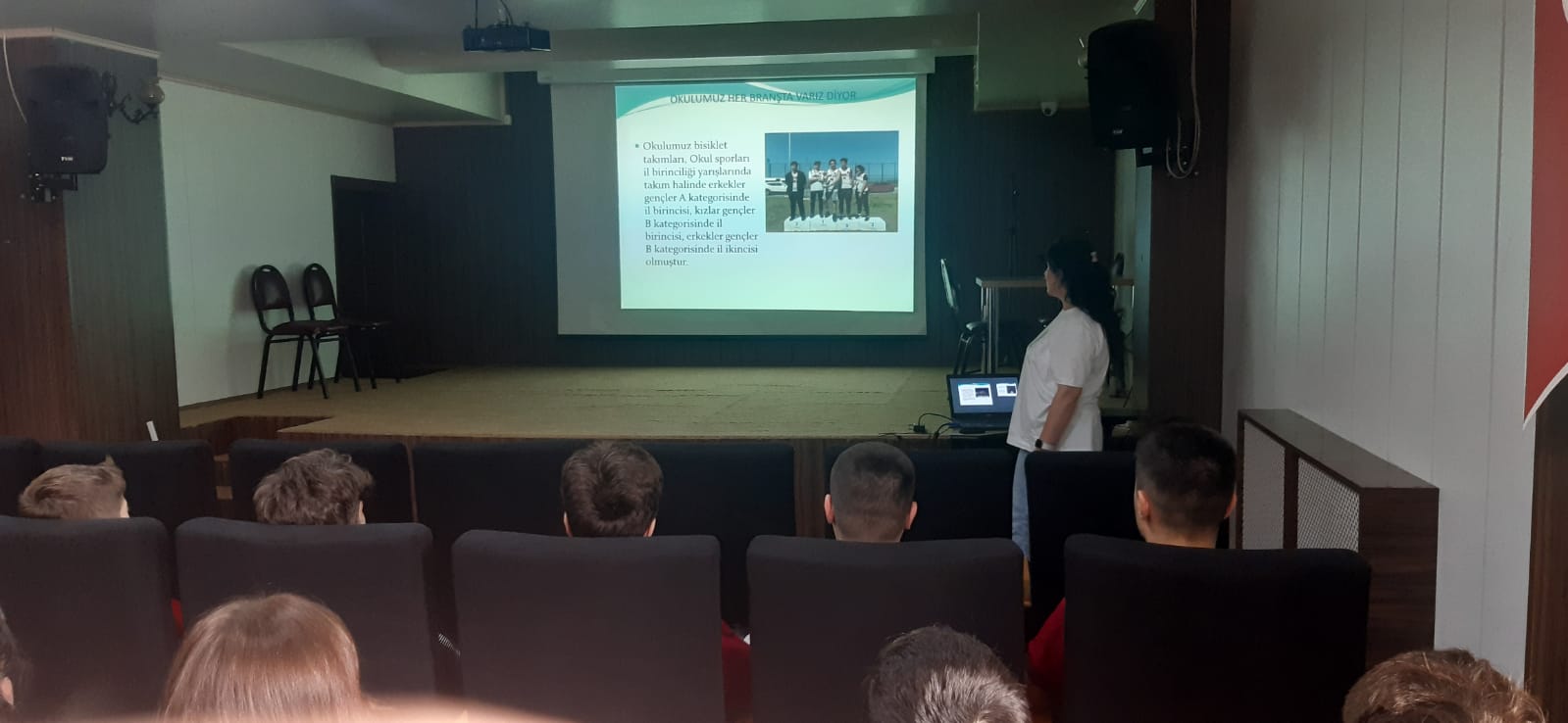 Akcaabat Anadolu'dan 9.Sınıflara Okuluna Hoşgeldin Semineri..