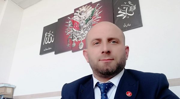 AKÇAABAT BİZDEN HİZMET BEKLİYOR HİZMET.