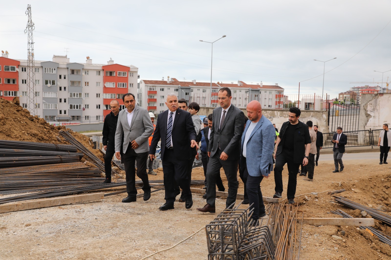 AKÇAABAT EMNİYET MÜDÜRLÜĞÜ BİNASININ İNŞAATI İNCELENDİ