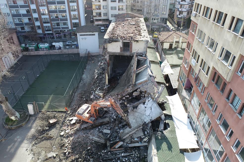 AKAABAT'A YEN MEYDANLAR KAZANDIRIYORUZ

