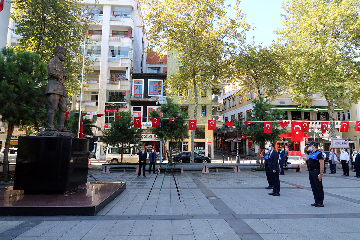 AKAABAT'TA 30 AUSTOS ZAFER BAYRAMININ 98.YILI KUTLANDI
