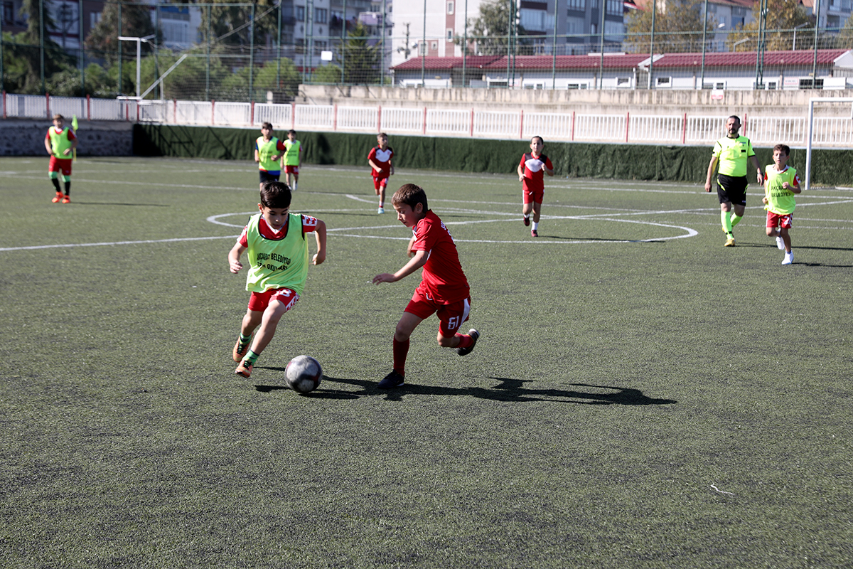 AKAABATTA FUTBOL ENL DZENLEND