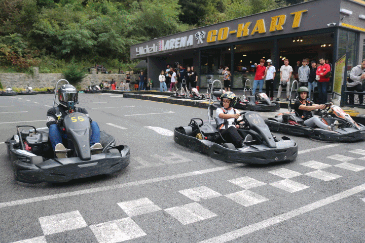 AKÇAABAT’TA GO-KART TURNUVASI NEFESLERİ KESTİ

