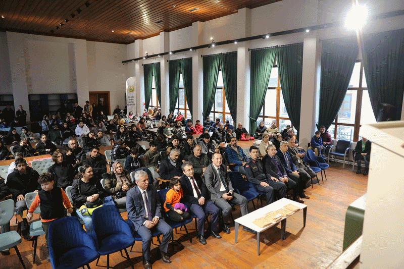 AKÇAABAT’TA KÜTÜPHANE HAFTASINA ÖZEL ETKİNLİK YAPILDI