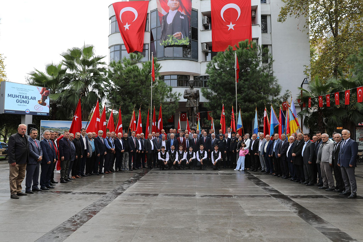 AKÇAABAT’TA MUHTARLAR GÜNÜ KUTLANDI