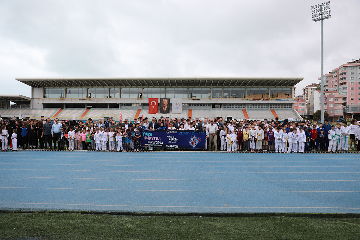 AKÇAABAT’TA YAZ SPOR OKULLARI’NIN AÇILIŞI YAPILDI