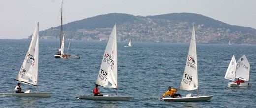 Akaabat'ta Yelken Yarmalar