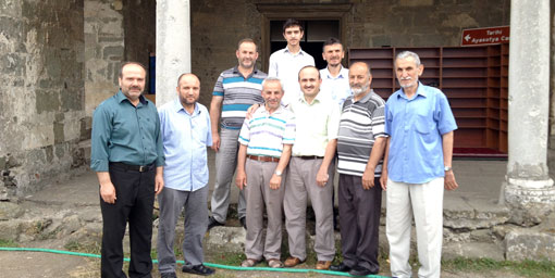 Ayasofyaya Cami Dernei
