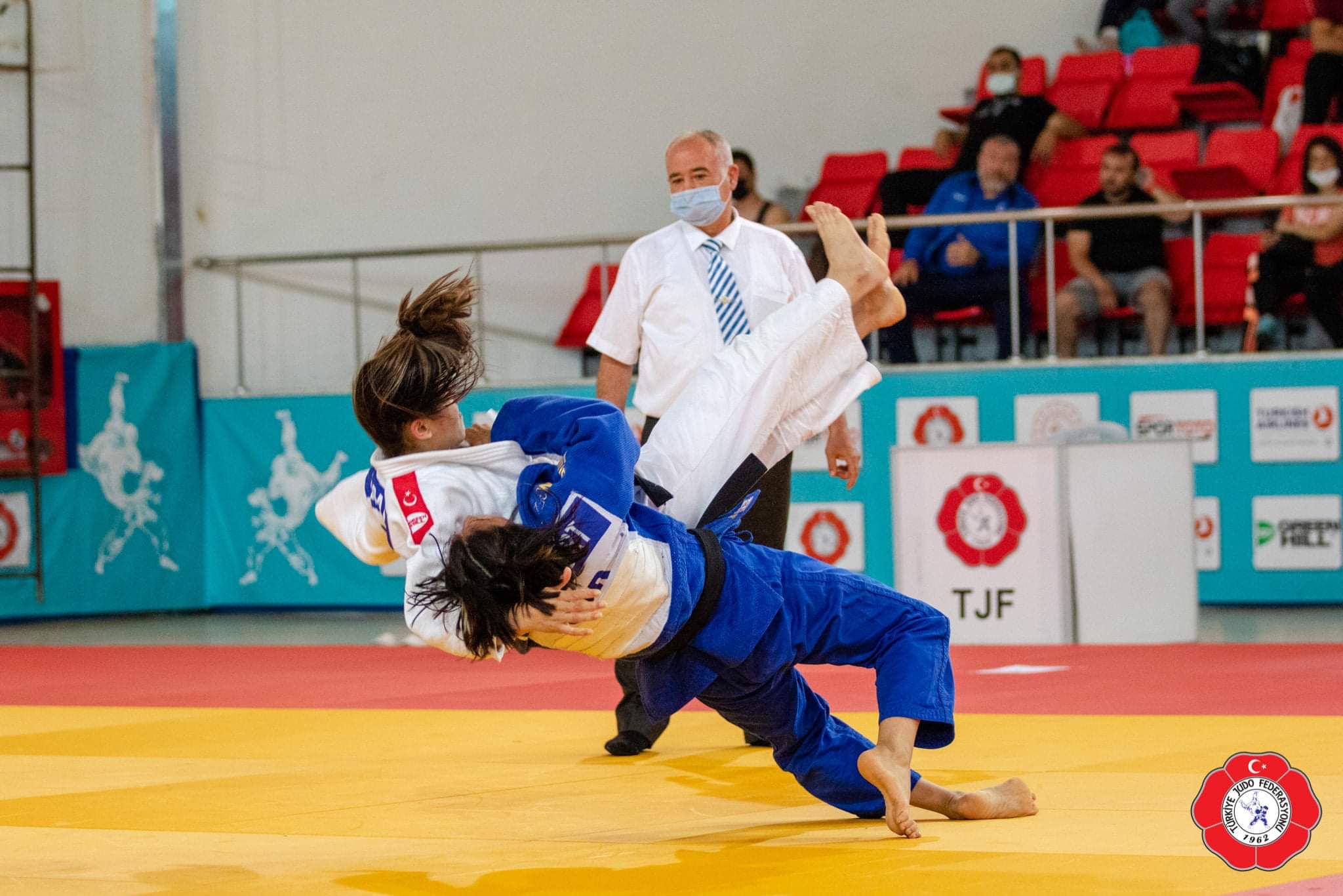 Bartın Üniversitesi öğrencisi Hasret Bozkurt, Türkiye ikincisi oldu