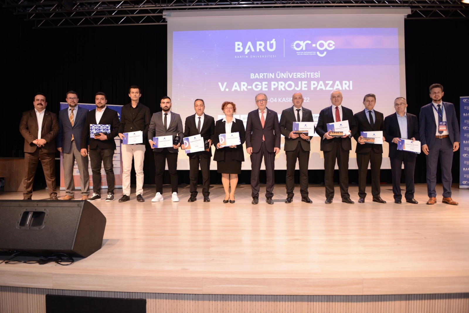 BAR 5. Ar-Ge Proje Pazarnda en iyi projeler dllendirildi

