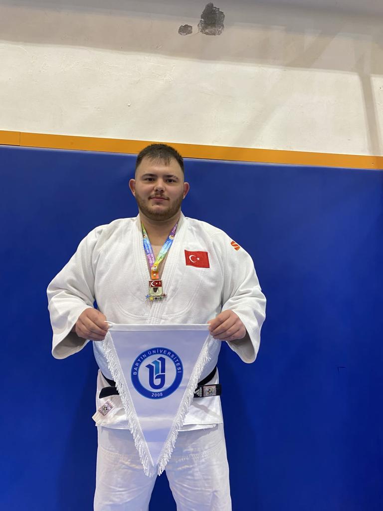 BARÜ’ye ÜNİLİG Judo Türkiye Şampiyonasından madalya
