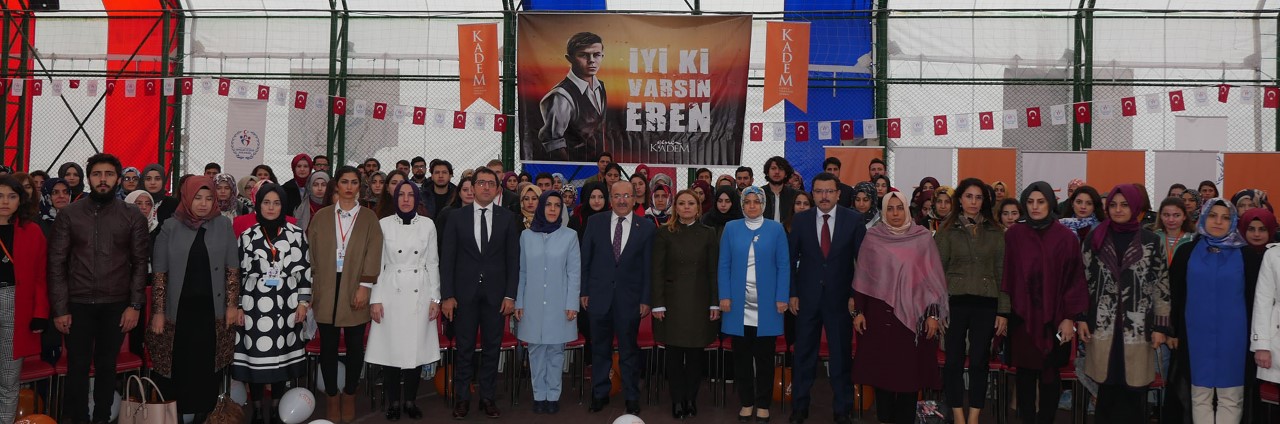 Başı örtülü olan da, açık olan da bizim evladımız