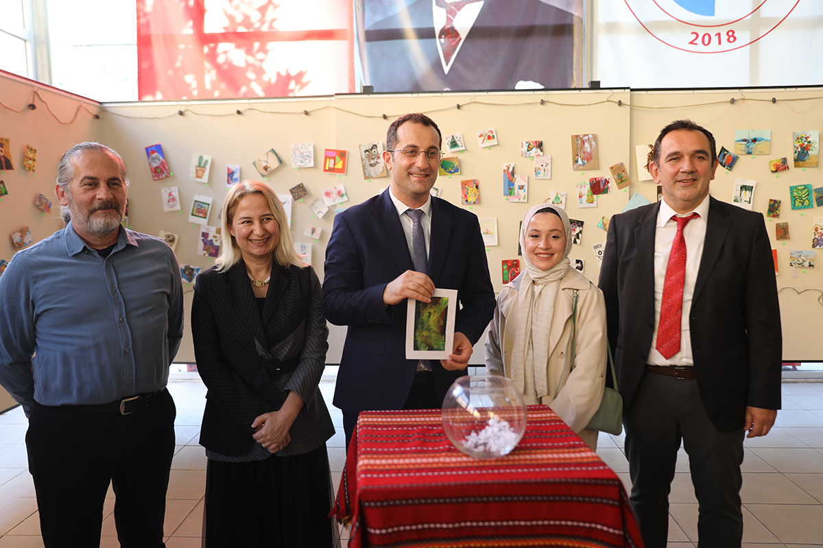 BAKAN EKM GENLERLE BR ARAYA GELD