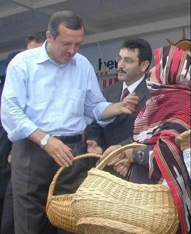 BAŞKAN GENÇ, AK PARTİ’NİN KURULUŞUNUN 24. YILINI KUTLADI