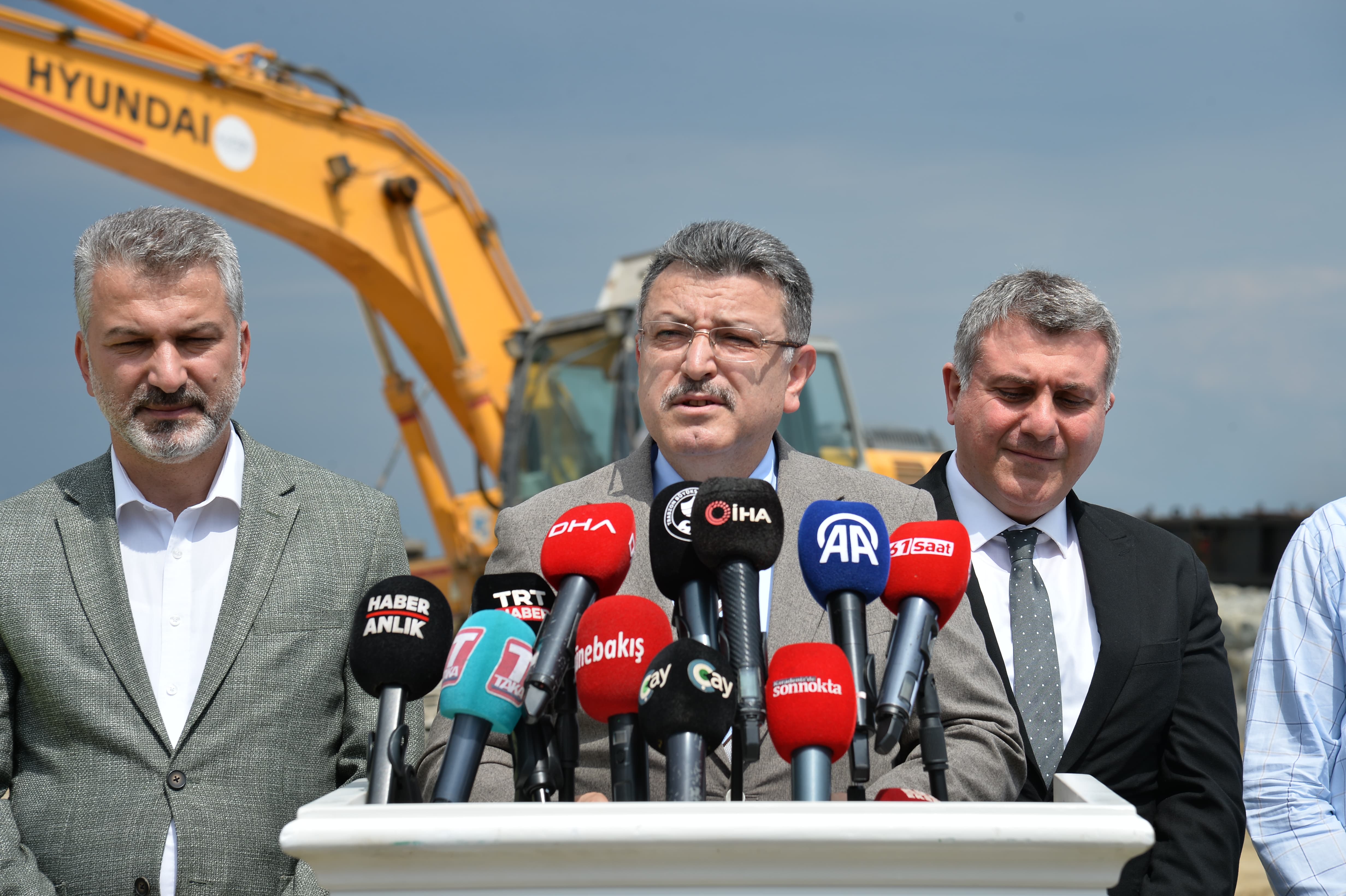 BAŞKAN GENÇ: GÜLCEMAL’İ BU DÖNEM BİTİRECEĞİZ
