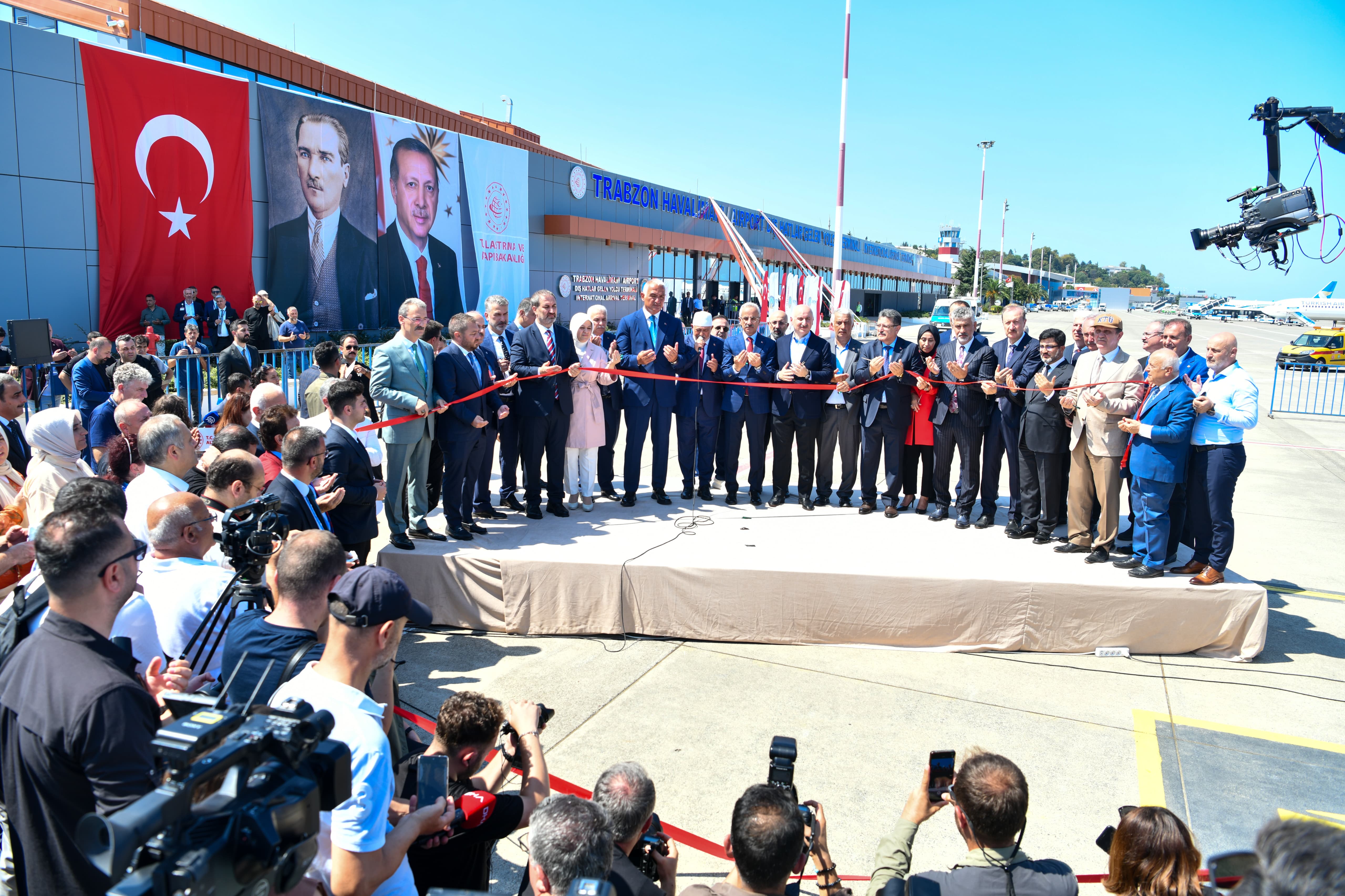 BAŞKAN GENÇ: MODERN HAVALİMANI TURİZME KATKI SAĞLAYACAK