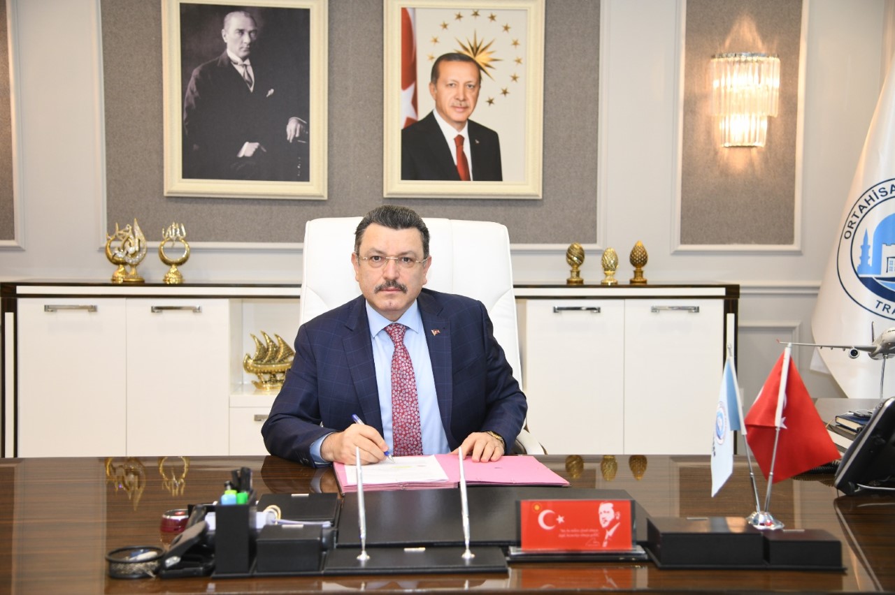 Bakan Genten 8 Mart Kadnlar Gn mesaj

