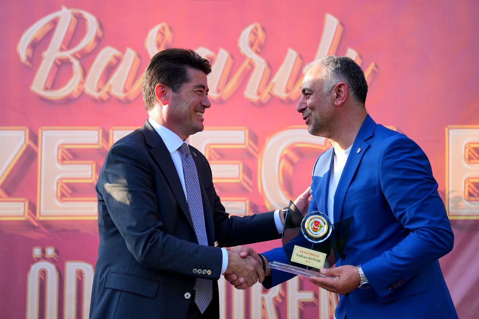 BAKAN KAYA, TRABZON GAZETECLER CEMYET'NN DL TRENNE KATILDI