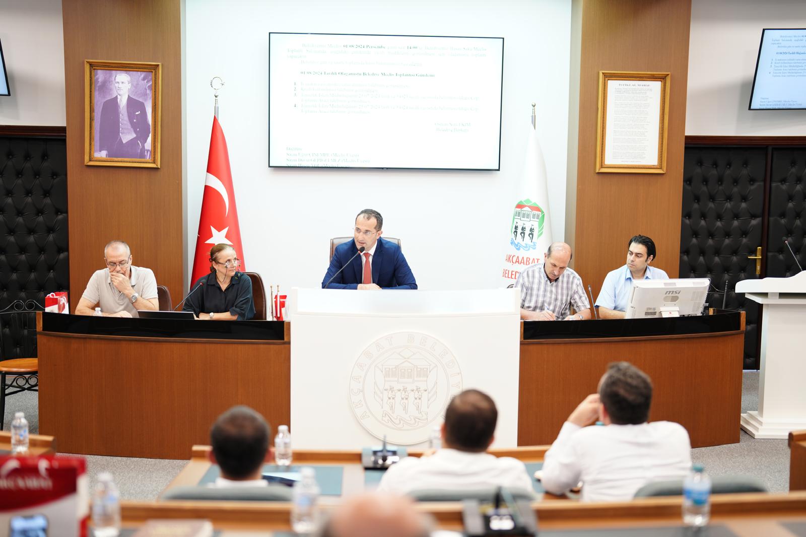 BAKAN OSMAN NUR EKMDEN SERT CEVAP

