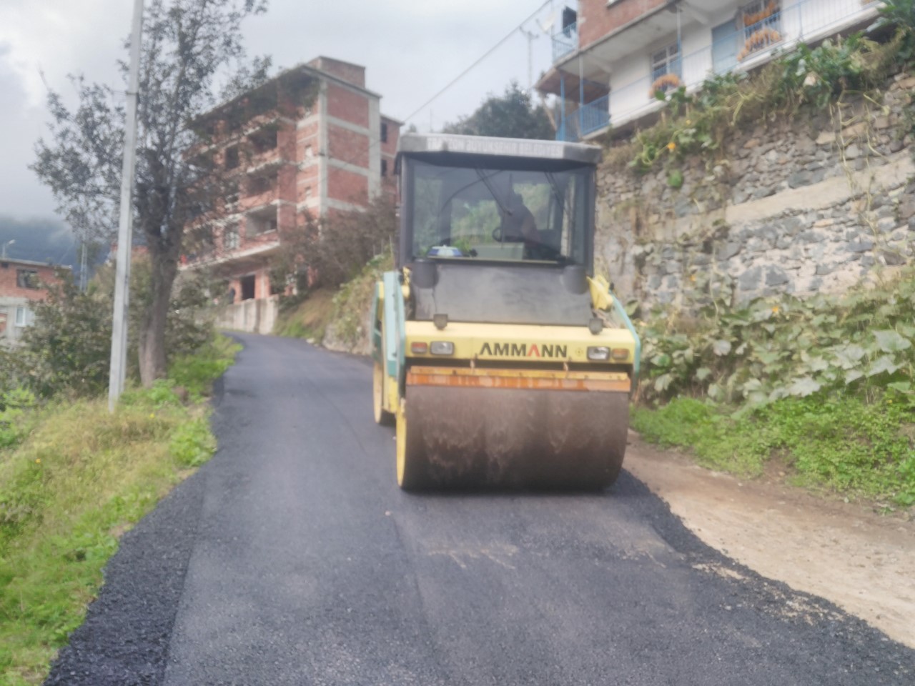 Beşköy’de asfalt mutluluğu