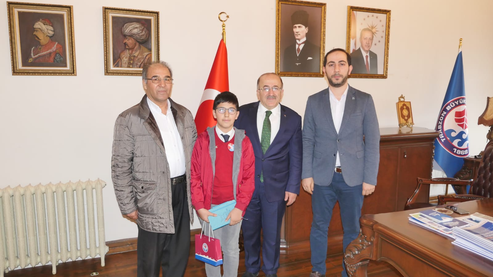 Bu gençlerle geleceğimiz çok daha aydınlık olacak