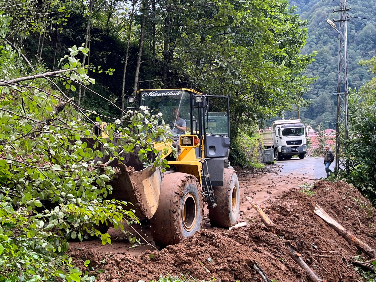 BÜYÜKŞEHİR BELEDİYESİ'NDEN YAĞIŞ TEYAKKUZU
