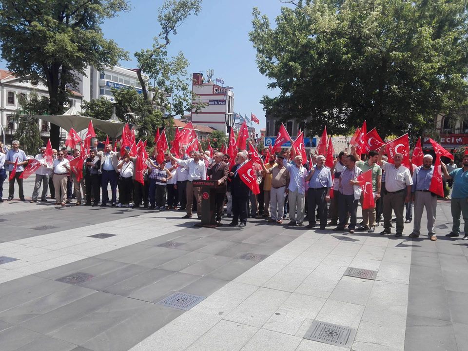 Cevat Kurt, Hkmeti Bu Szlerle Eletirdi
