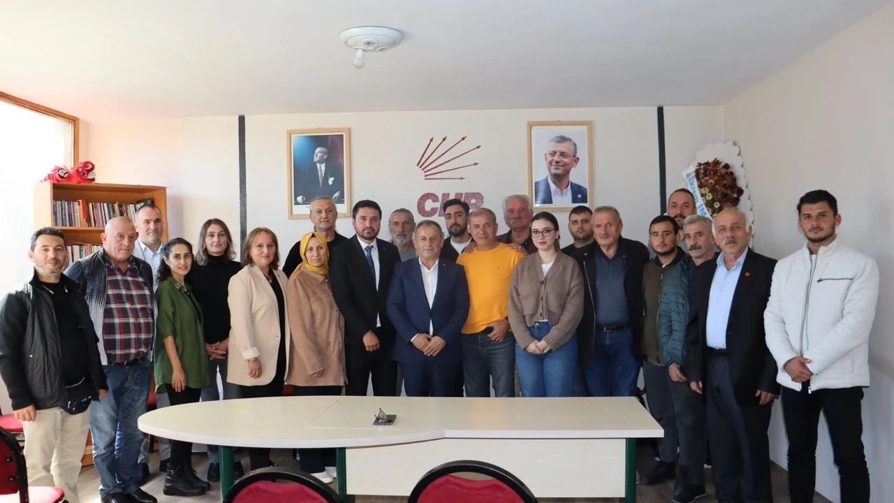 CHP Trabzon İl Başkanı Mustafa Bak, Araklı’da Teşkilatla Buluştu