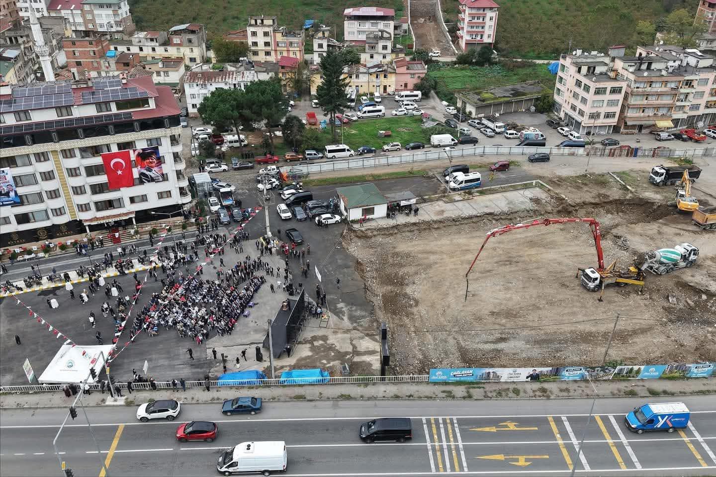 CHP’DE ÇÖKÜŞÜN FOTOĞRAFI: ÇAĞLAYAN KENTSEL DÖNÜŞÜM PROJESİ!