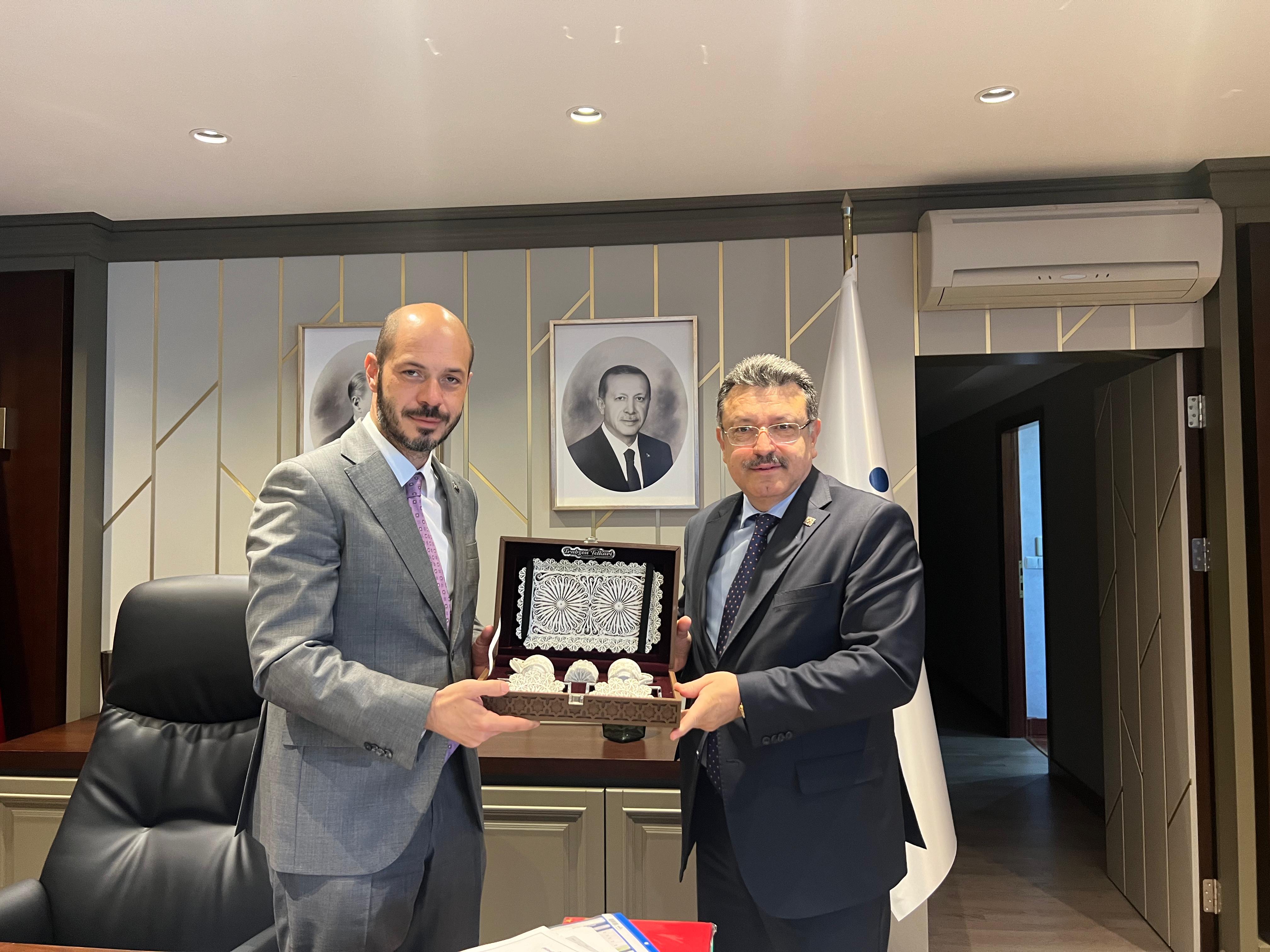 MLEKݒDE K ETAP HALEYE IKIYOR
