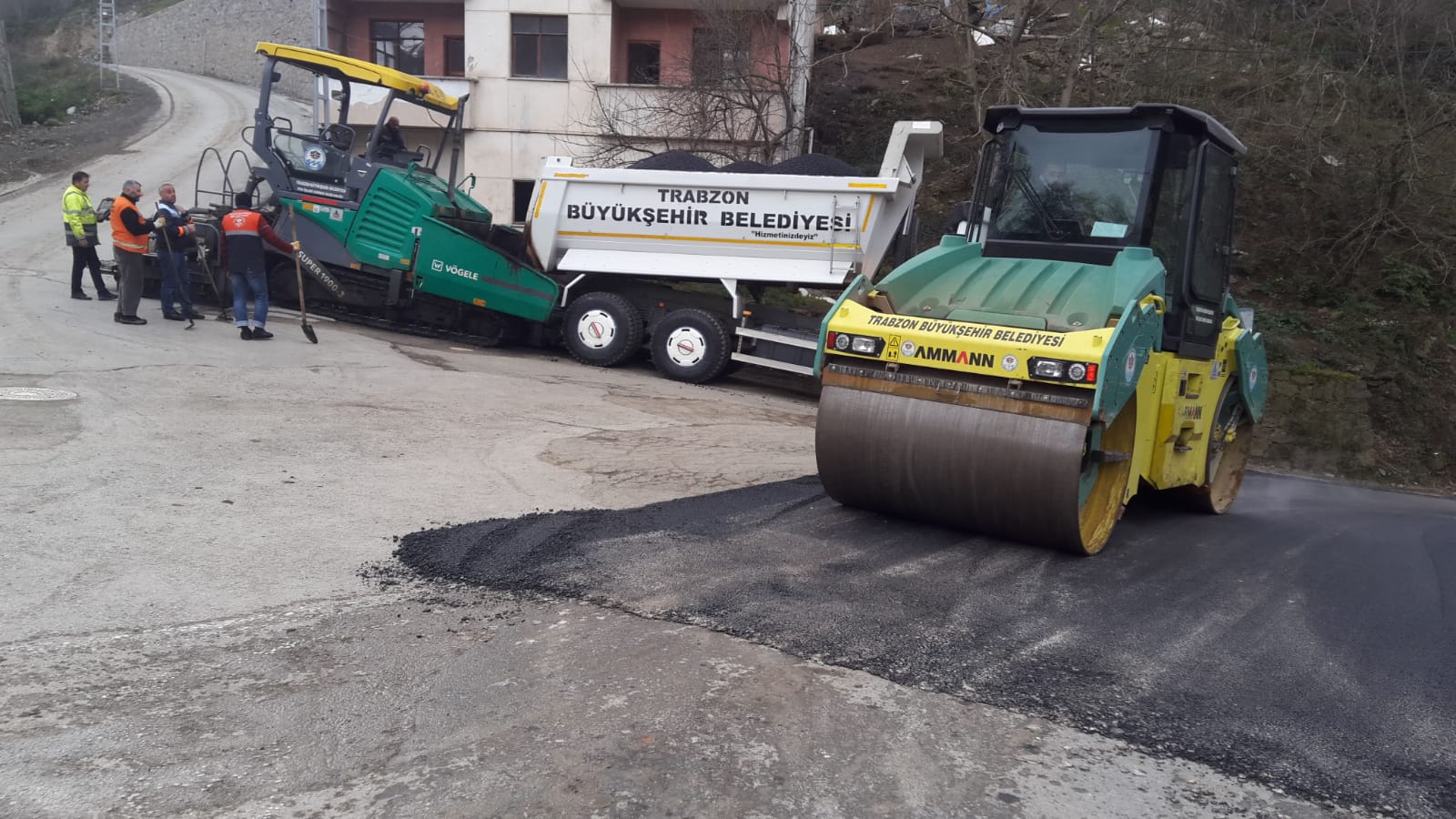 ukurayrda yeni yollar ulama ald

