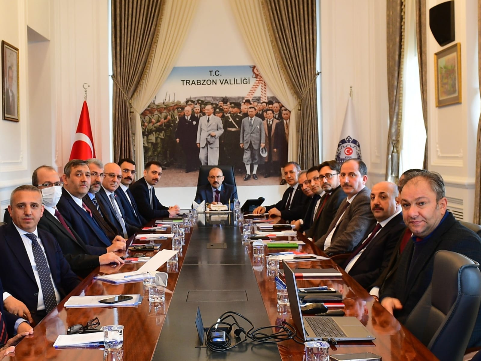 Depremzedelerin iş olanaklarıyla ilgili toplantı gerçekleştirildi