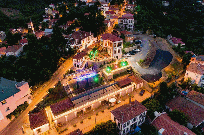 DÜNDEN BUGÜNE AKÇAABAT “ORTAMAHALE”