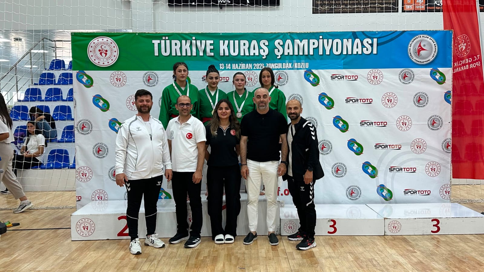 DÜZKÖY’DE SPORDA DEVRİM: ALTIN NESİL TÜRKİYE’Yİ SALLADI!