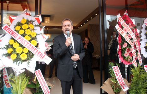 Elize Pastanesi açıldı