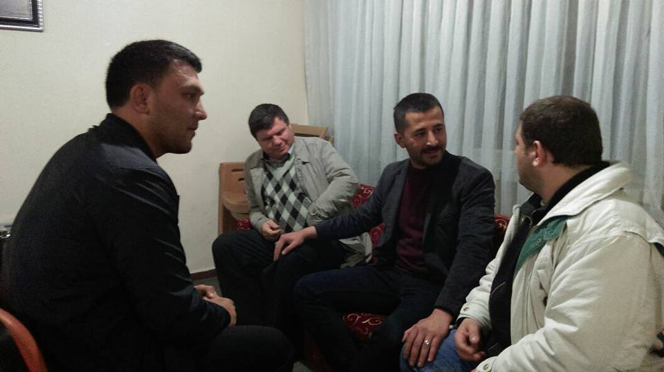 Engelleri Birlikte Ayorlar.